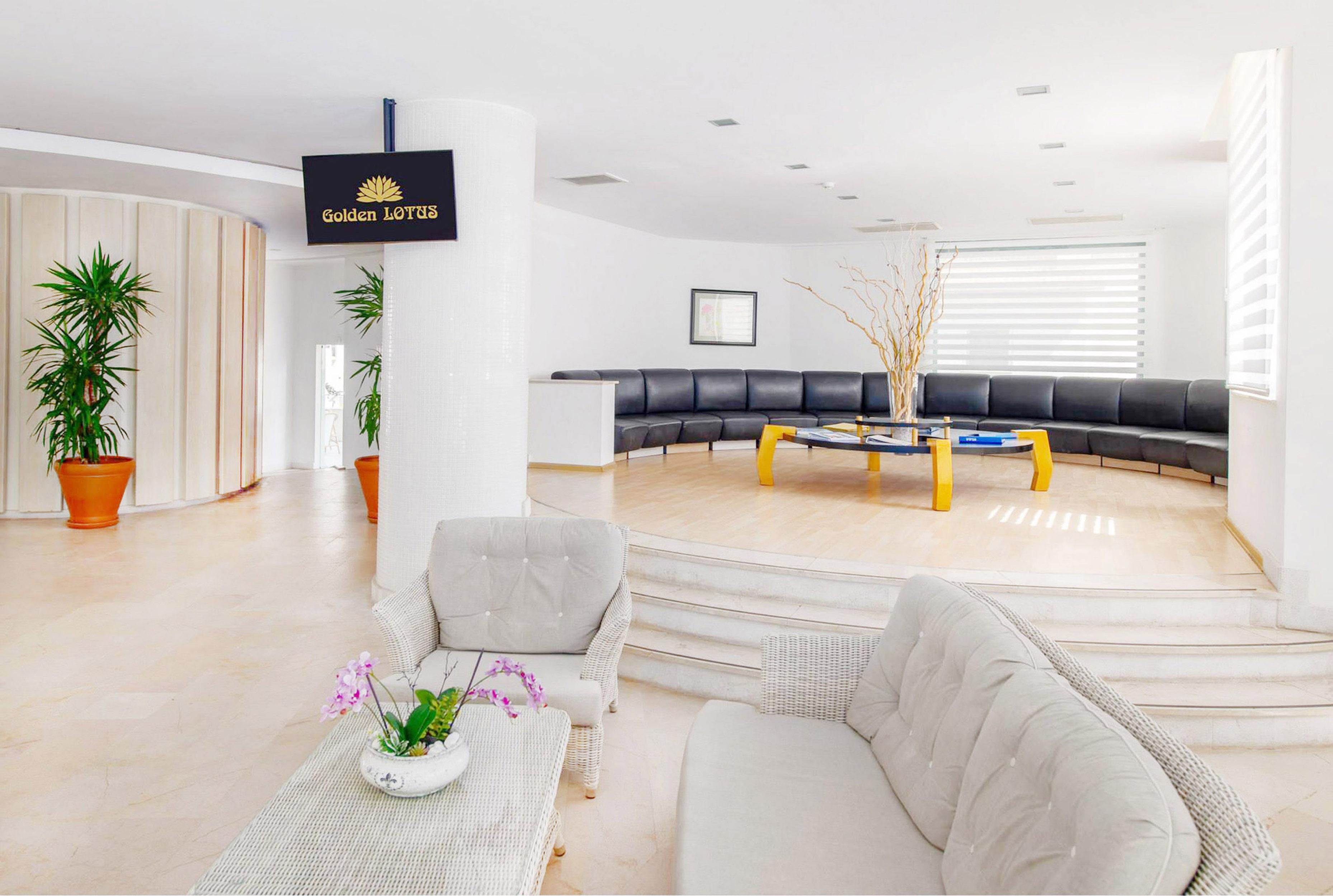 Otel Golden Lotus 4*